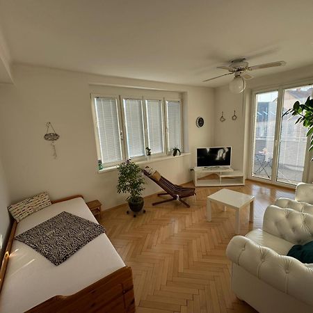Marta Apartment Klagenfurt am Woerthersee ภายนอก รูปภาพ